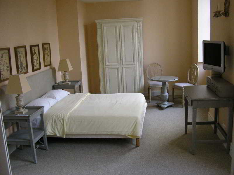 Chateau De Lazenay - Residence Hoteliere بورج المظهر الخارجي الصورة